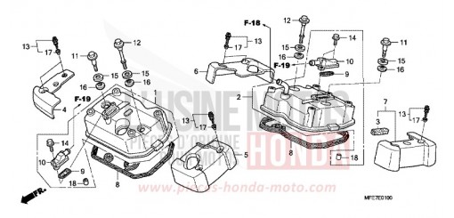 CYLINDER HEAD COVER VT750C2SA de 2010